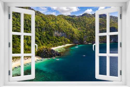 Fototapeta Naklejka Na Ścianę Okno 3D - Top view of beautiful turquoise beach, with white sand. Best beaches of Philippines. Seven Commandos beach, Palawan