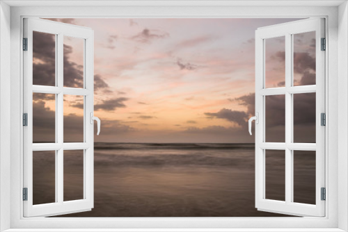 Fototapeta Naklejka Na Ścianę Okno 3D - Beauty Evening Sunrise at a beach in Holland