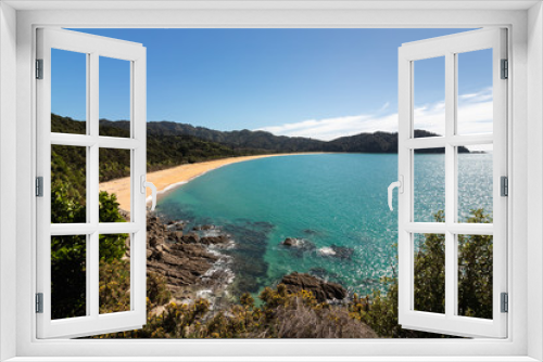 Fototapeta Naklejka Na Ścianę Okno 3D - Lonely beach at Abel Tasman N.P.