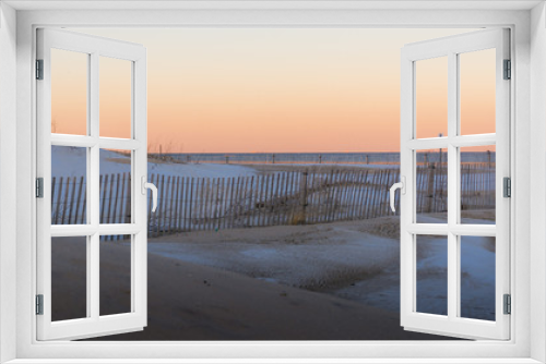 Fototapeta Naklejka Na Ścianę Okno 3D - Winter Beach
