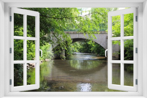 Fototapeta Naklejka Na Ścianę Okno 3D - Green Bridge