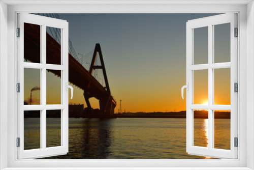 Fototapeta Naklejka Na Ścianę Okno 3D - 名港東大橋からの日の出