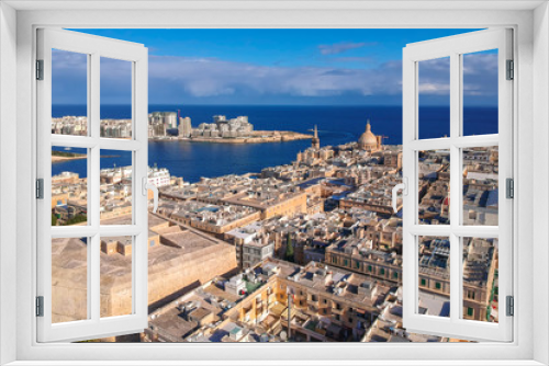 Fototapeta Naklejka Na Ścianę Okno 3D - Beautiful architecture in Valletta, capital city of Malta