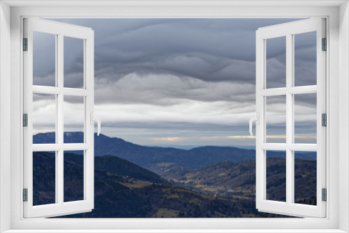 Fototapeta Naklejka Na Ścianę Okno 3D - nuage vaporeux dans le ciel des Vosges