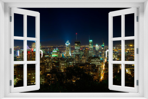 Fototapeta Naklejka Na Ścianę Okno 3D - nächtliches Pannorama der Skyline von Montreal