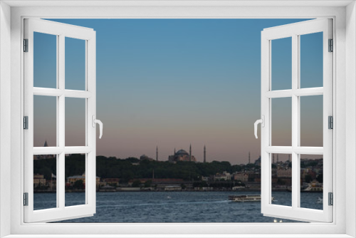 Fototapeta Naklejka Na Ścianę Okno 3D - Istanbul Sunset Skyline 