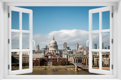 Fototapeta Naklejka Na Ścianę Okno 3D - Skyline of the City of London by the river Thames