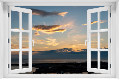 Fototapeta Naklejka Na Ścianę Okno 3D - View of sunrise at Atami port