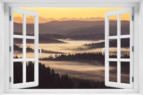 Fototapeta Naklejka Na Ścianę Okno 3D - Świt w górach...