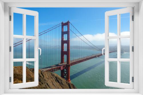 Fototapeta Naklejka Na Ścianę Okno 3D - Golden Gate Bridge at sunny day
