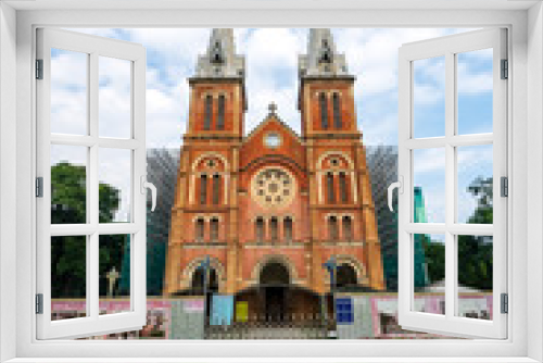 Fototapeta Naklejka Na Ścianę Okno 3D - Vertical image of Notre-Dame Cathedral Basilica of Saigon