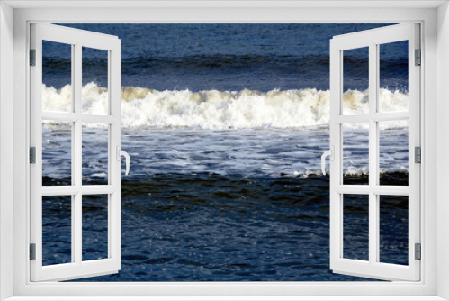 Fototapeta Naklejka Na Ścianę Okno 3D - Shoreline of Tybee Island with waves