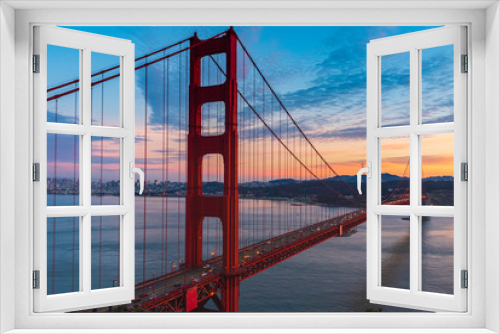 Fototapeta Naklejka Na Ścianę Okno 3D - Golden Gate Bridge at night