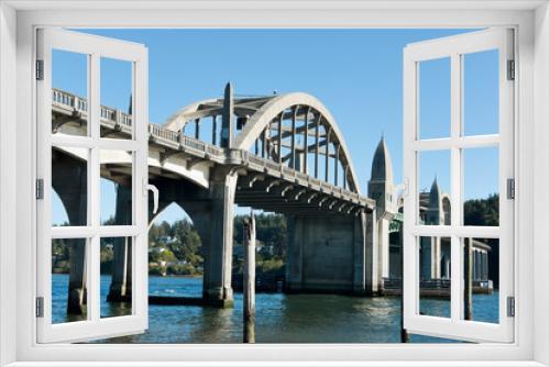 Fototapeta Naklejka Na Ścianę Okno 3D - Siuslaw River Bridge in Florence Oregon