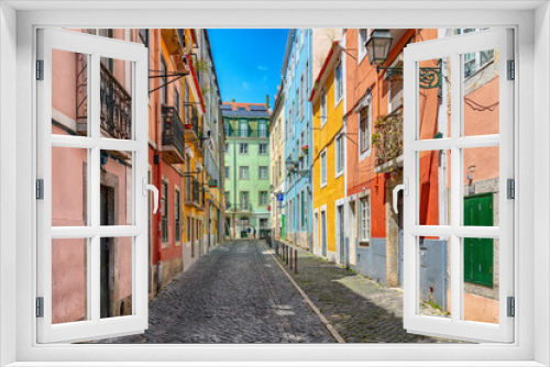 Fototapeta Naklejka Na Ścianę Okno 3D - Street in Lisbon, Portugal