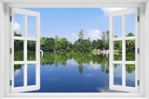 Fototapeta Naklejka Na Ścianę Okno 3D - lake in forest
