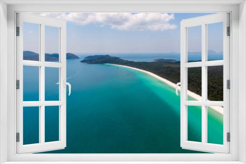 Fototapeta Naklejka Na Ścianę Okno 3D - Tropical beach paradise. Whitsundays aerial view, with turquoise ocean, white sand. Dramatic DRONE from above. Travel, holiday, vacation, paradise concepts. Whitsundays Islands, Queenstown, Australia.