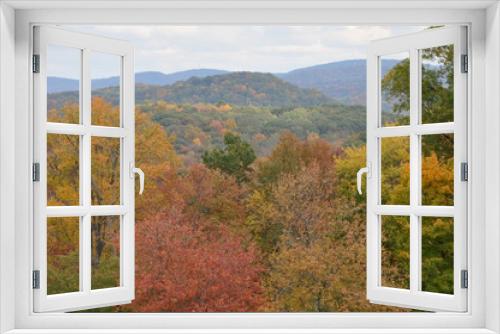 Fototapeta Naklejka Na Ścianę Okno 3D - Fall trees w mountains