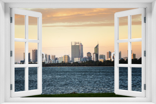 Fototapeta Naklejka Na Ścianę Okno 3D - Sunset over Perth skyline, Western Australia