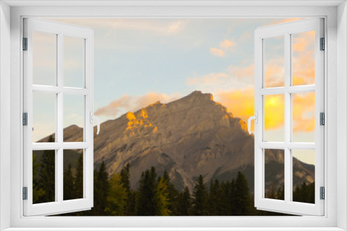 Fototapeta Naklejka Na Ścianę Okno 3D - Banff Sunrise