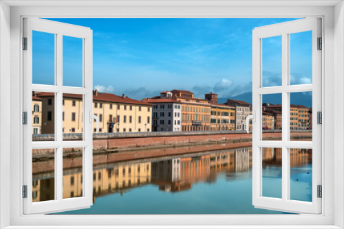 Fototapeta Naklejka Na Ścianę Okno 3D - Pisa, veduta sul Lungarno e centro della città, Italia 