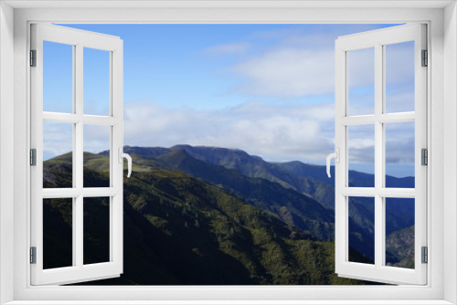 Fototapeta Naklejka Na Ścianę Okno 3D - Berglandschaft auf Madeira