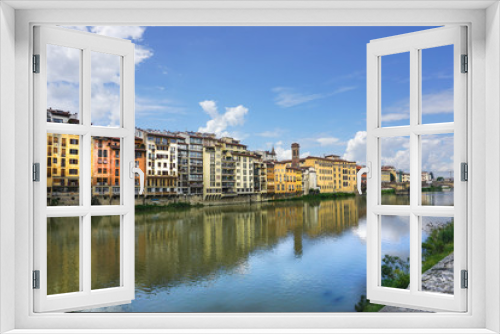 Fototapeta Naklejka Na Ścianę Okno 3D - Arno river in Florence Italy