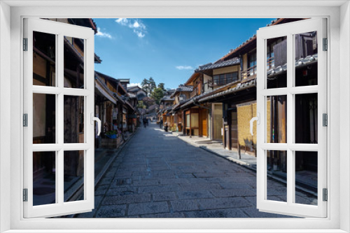 Fototapeta Naklejka Na Ścianę Okno 3D - 二年坂と京都の街並み