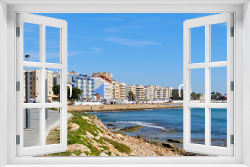 Fototapeta Naklejka Na Ścianę Okno 3D - Horizontal image promenade along Mediterranean Sea, Torrevieja, Spain