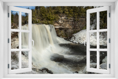 Fototapeta Naklejka Na Ścianę Okno 3D - Waterfall in Winter with Snow and Ice at Blackwater State Park, West Virginia USA