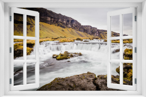 Fototapeta Naklejka Na Ścianę Okno 3D - River landscape in Iceland