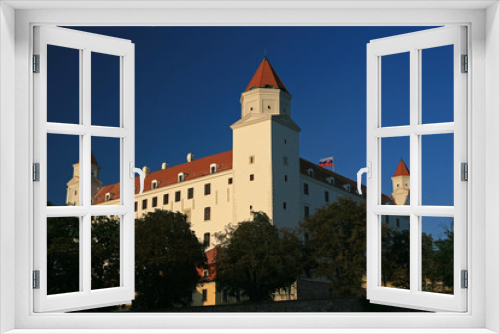 Fototapeta Naklejka Na Ścianę Okno 3D - Bratislava Castle, main castle of Bratislava, the capital of Slovakia