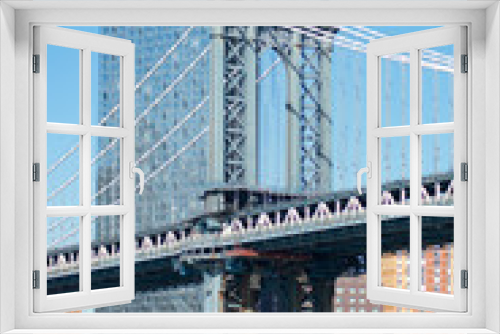 Fototapeta Naklejka Na Ścianę Okno 3D - The Manhattan Bridge over the East River in New York City