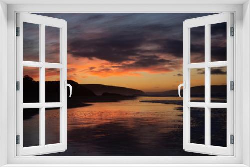 Fototapeta Naklejka Na Ścianę Okno 3D - Tasmanian Reflections