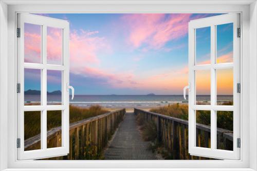 Fototapeta Naklejka Na Ścianę Okno 3D - Sunset above beach access
