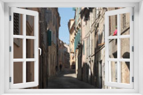 Fototapeta Naklejka Na Ścianę Okno 3D - Street of Macerata, Marches, Italy