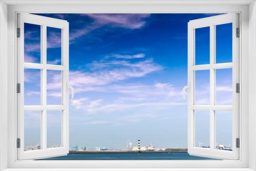 Fototapeta Naklejka Na Ścianę Okno 3D - Himmel über dem Hafen