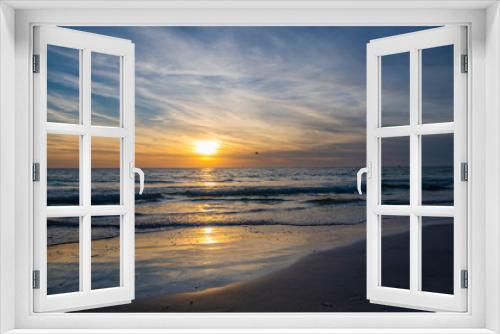Fototapeta Naklejka Na Ścianę Okno 3D - Golden Sunset Seascape Beach Waves Cloudy Sky