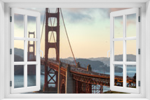 Fototapeta Naklejka Na Ścianę Okno 3D - Golden Gate Bridge at the golden hour