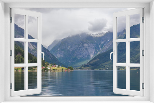 Fototapeta Naklejka Na Ścianę Okno 3D - Fantastisk utsikt med fjord och berg. Vacker reflektion. selective focus