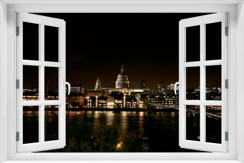 Fototapeta Naklejka Na Ścianę Okno 3D - St Paul's Cathedral and Millennium Bridge
