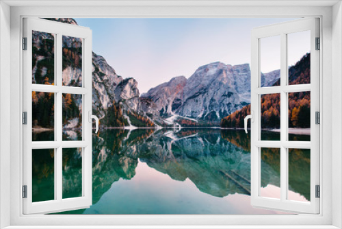 Fototapeta Naklejka Na Ścianę Okno 3D - Amazing view of Lago di Braies (Pragser Wildsee), most beautiful lake in South Tirol, Dolomites mountains, Italy. Popular tourist attraction. Beautiful Europe.