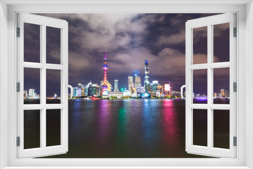 Fototapeta Naklejka Na Ścianę Okno 3D - Night view of modern city in Shanghai, China