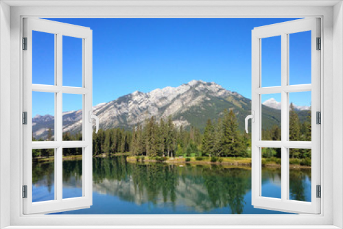 Fototapeta Naklejka Na Ścianę Okno 3D - カナダの湖