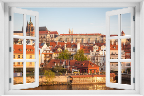 Fototapeta Naklejka Na Ścianę Okno 3D - Prague Castle in the morning