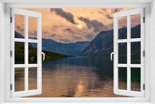 Fototapeta Naklejka Na Ścianę Okno 3D - View of scenic Bohinj lake, Slovenia