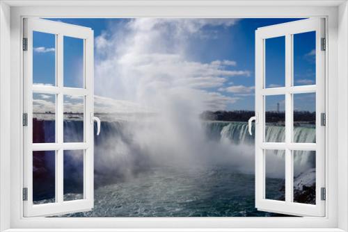 Fototapeta Naklejka Na Ścianę Okno 3D - Niagara Falls - a stunning holiday destination, Canada
