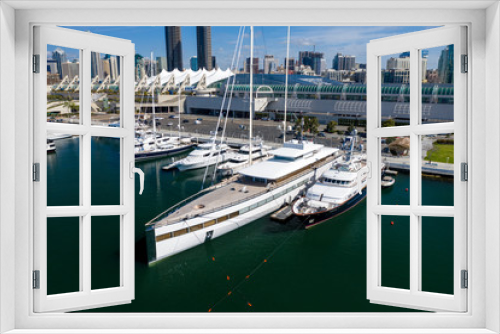Fototapeta Naklejka Na Ścianę Okno 3D - Aerial photo of yachts in the Marina in Downtown San Diego. California, USA.
