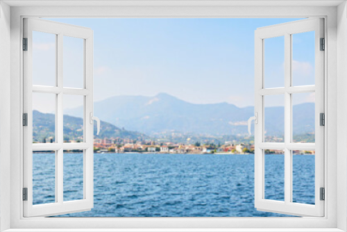 Fototapeta Naklejka Na Ścianę Okno 3D - Panoramic picture of City of Salò, at Lake Garda in Italy.