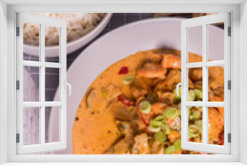 Fototapeta Naklejka Na Ścianę Okno 3D - Curry de langostino con arroz basmati 